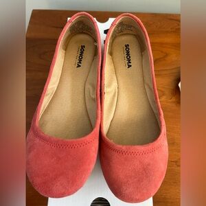 Coral Sonoma flats size 6.5